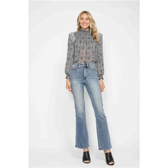 Judy Blue Full Size Tummy Control Back Embroidered‎ Pocketed Bootcut Jeans Plus - Picture 10 of 16